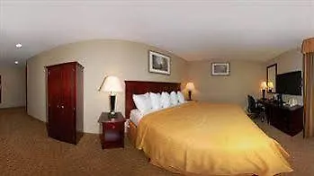 Quality Inn Jamaica Airtrain New York