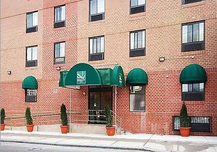 Hotel Quality Inn Jamaica Airtrain New York